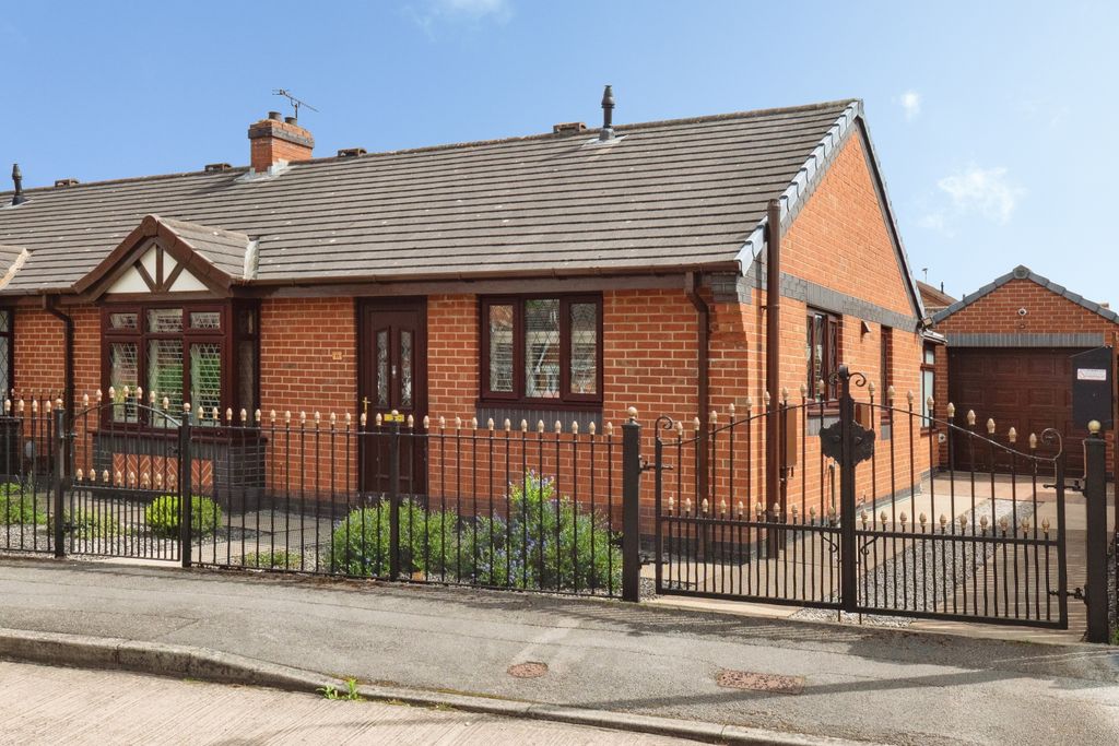 Property photo 2 of 15