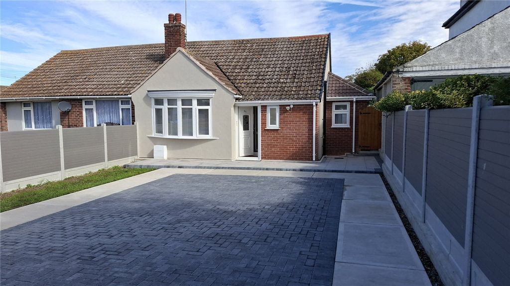 Property photo 1 of 10 Front