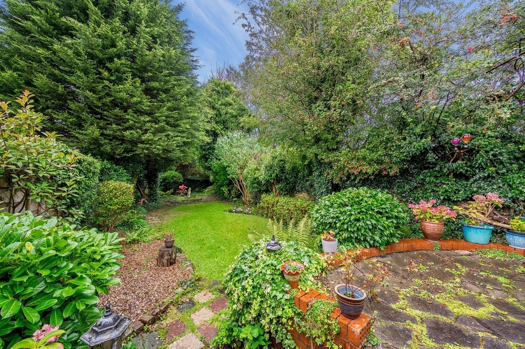 Property photo 2 of 31 Photo 2