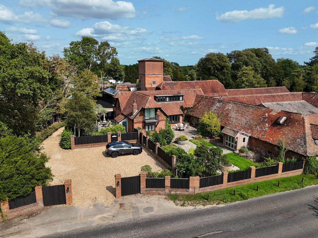 Property photo 1 of 35
