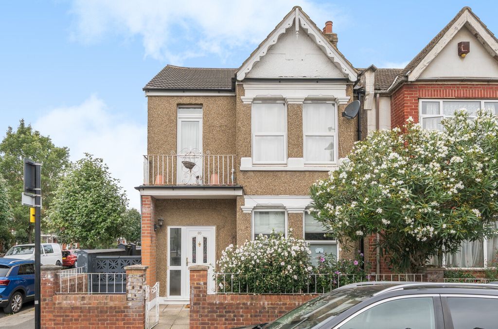 Property photo 1 of 12 1333997-1-68946d9...