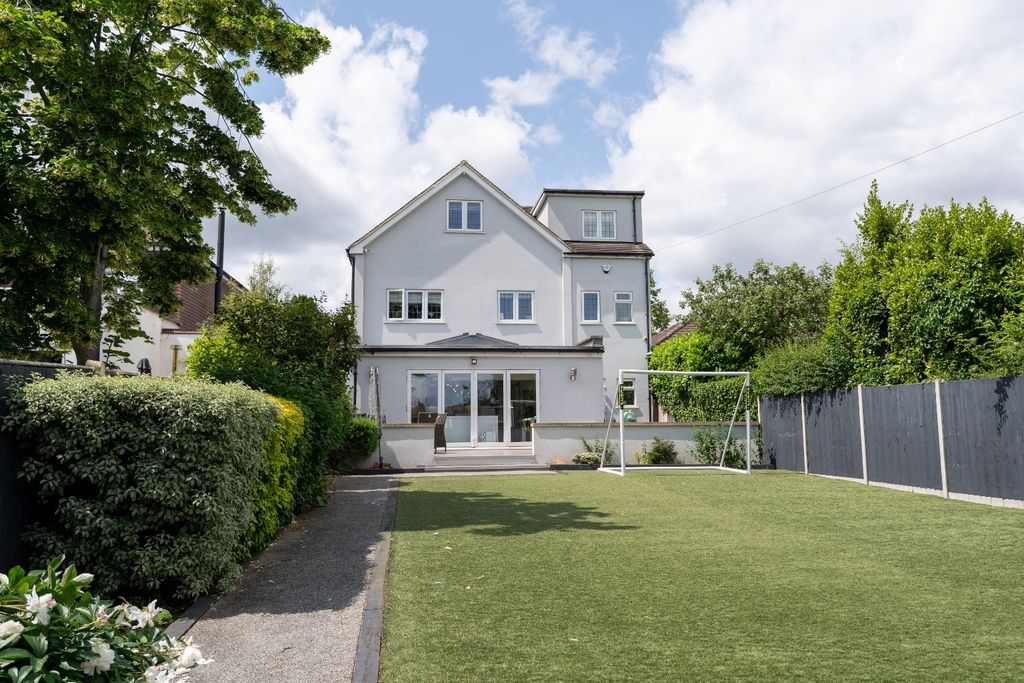 Property photo 1 of 48 4262291
