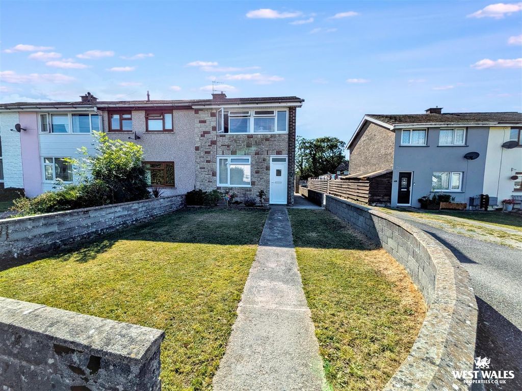 Property photo 1 of 22 16280.Jpg