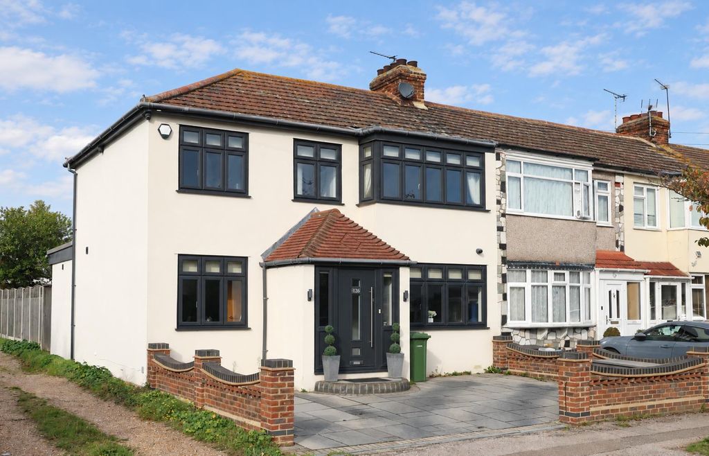 Property photo 2 of 24