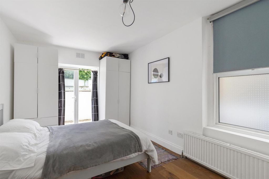 Property photo 2 of 18 Pbck6677.Jpg