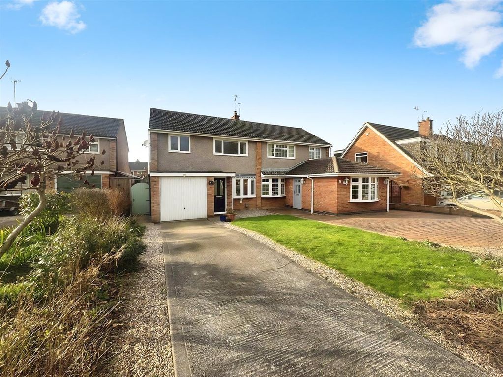 Property photo 1 of 25 Front