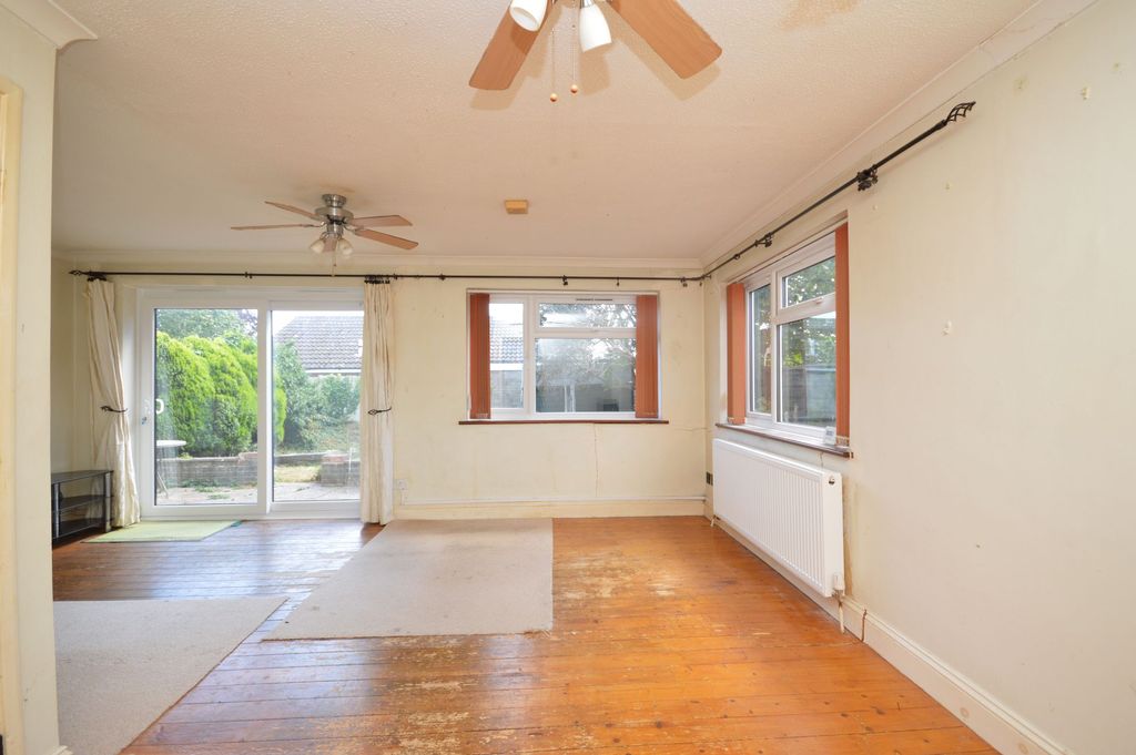 Property photo 3 of 20