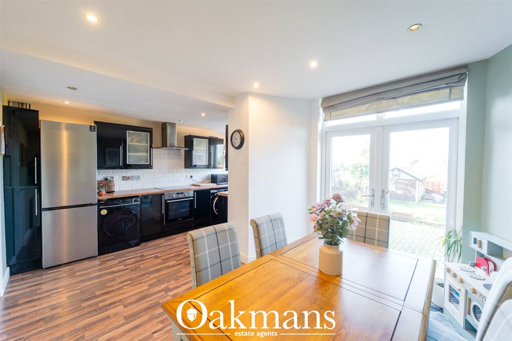 Property photo 2 of 45 Picture No. 74