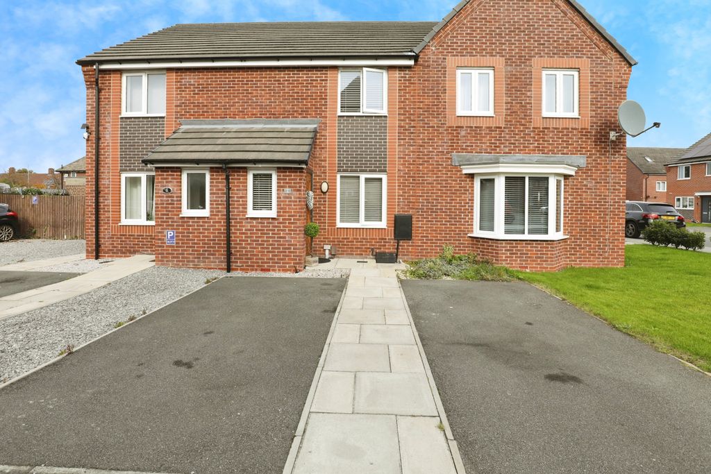 Property photo 2 of 15