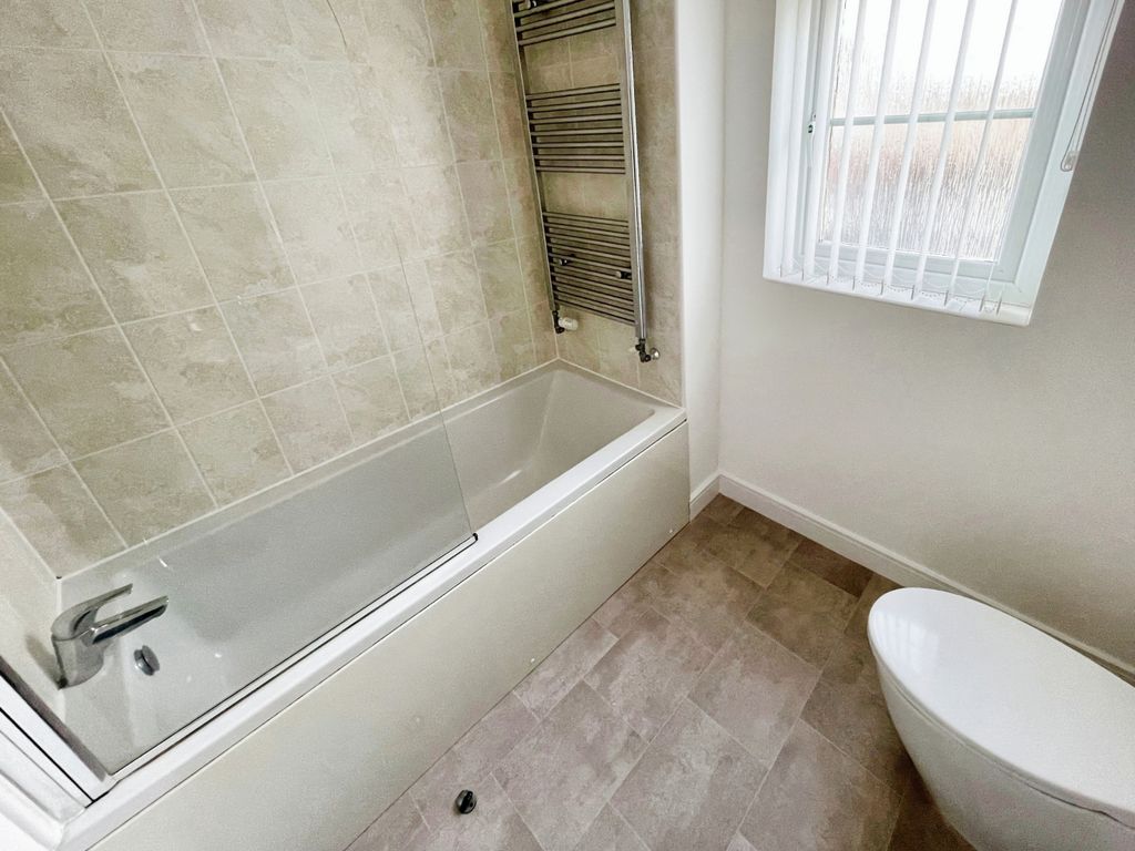 Property photo 3 of 10 Image