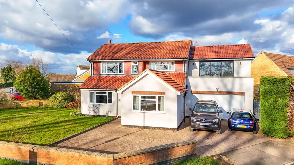 Property photo 1 of 25