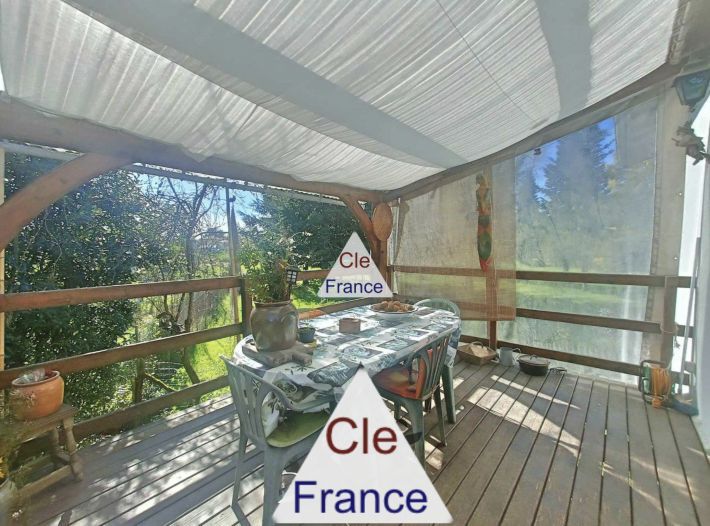Property photo 3 of 9