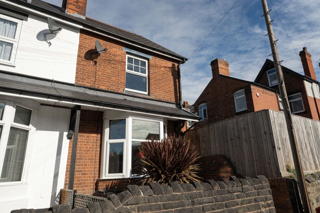 Property photo 1 of 18 External