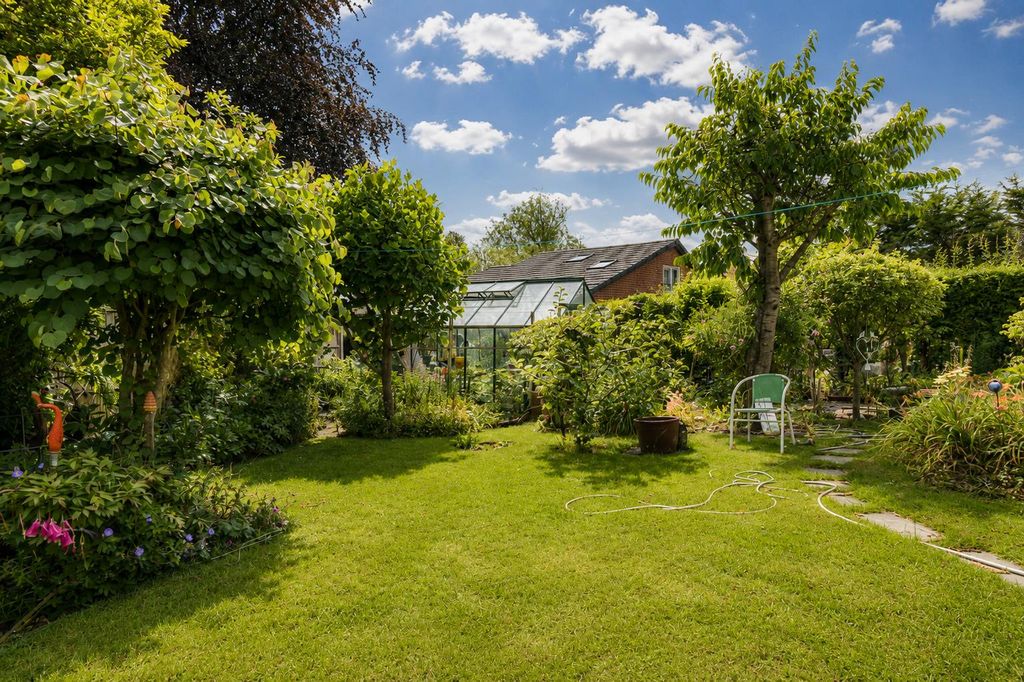 Property photo 2 of 20 341Fa61B-Dba2-4Df8-8899-d616A8c31c25.Png
