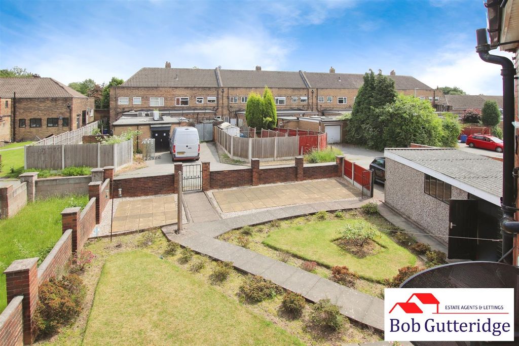 Property photo 2 of 17 Enclosed Rear Garden