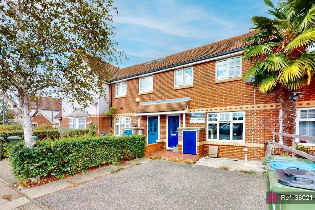 Property photo 2 of 27