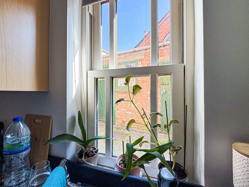 Property photo 3 of 8 5131733