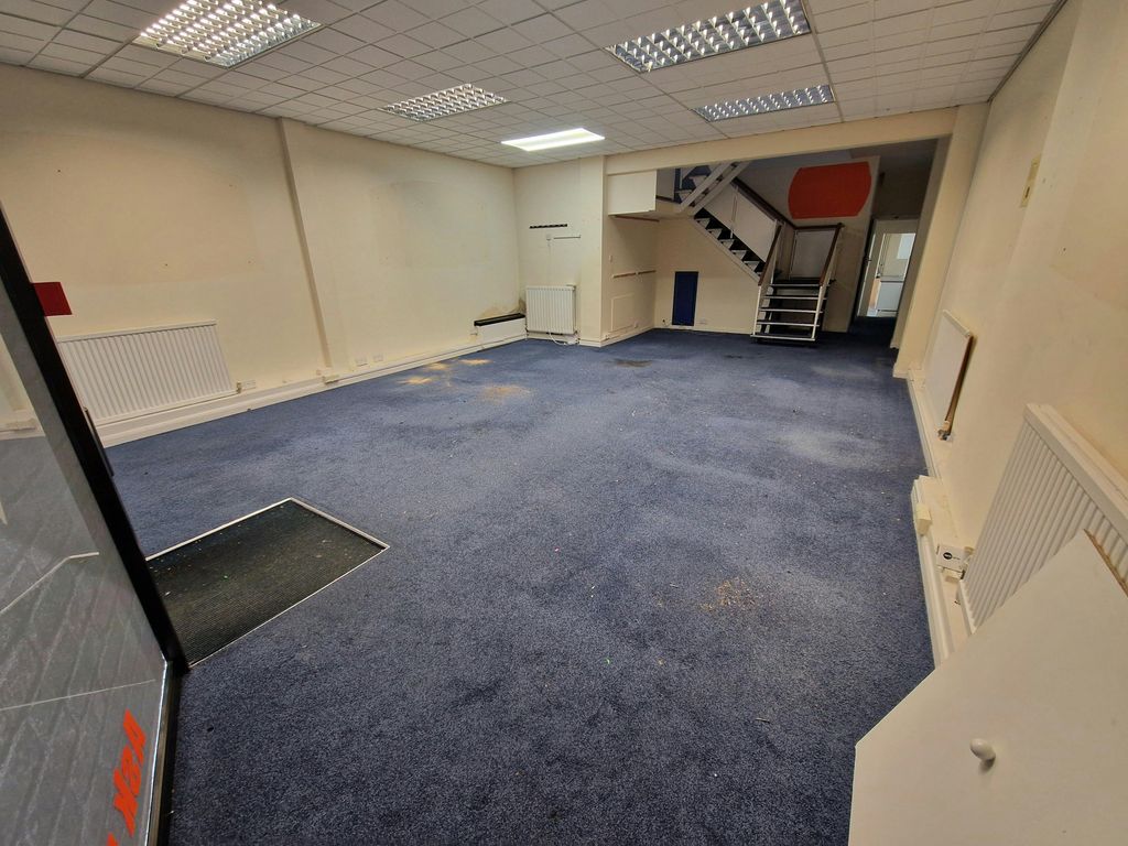 Property photo 2 of 12 20250711_164026.Jpg