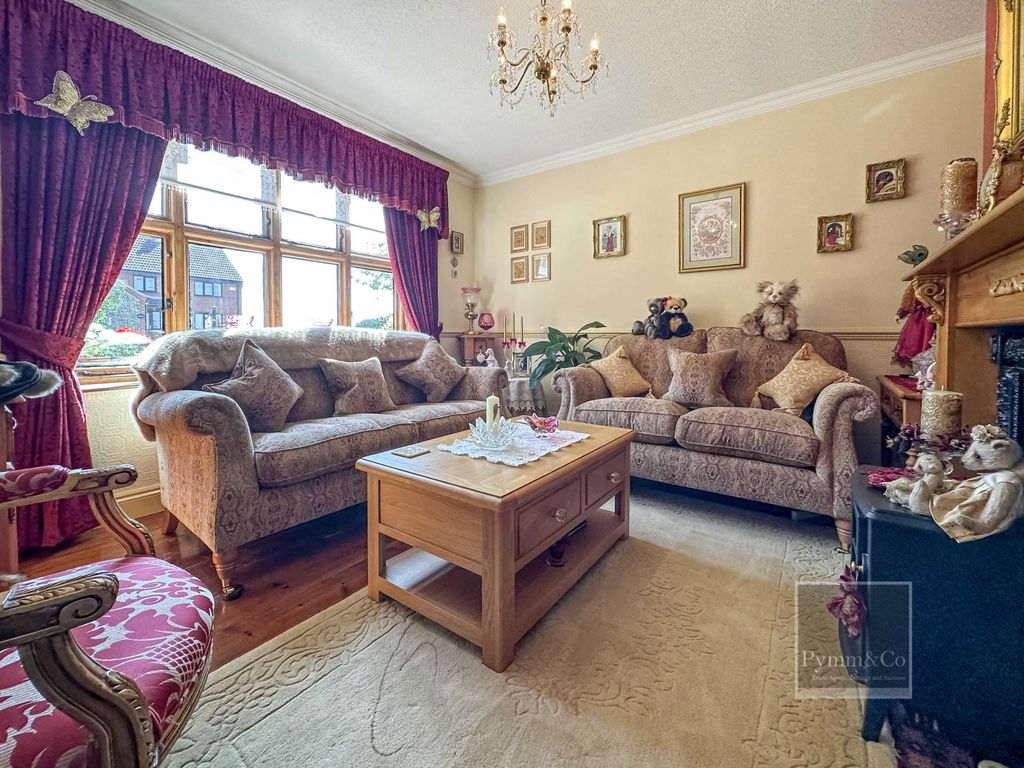 Property photo 2 of 29