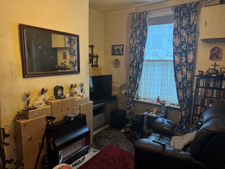 Property photo 2 of 5