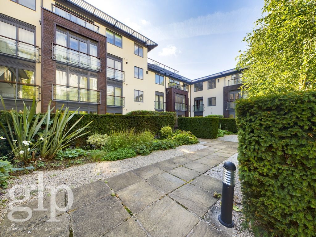 Property photo 3 of 13 45872