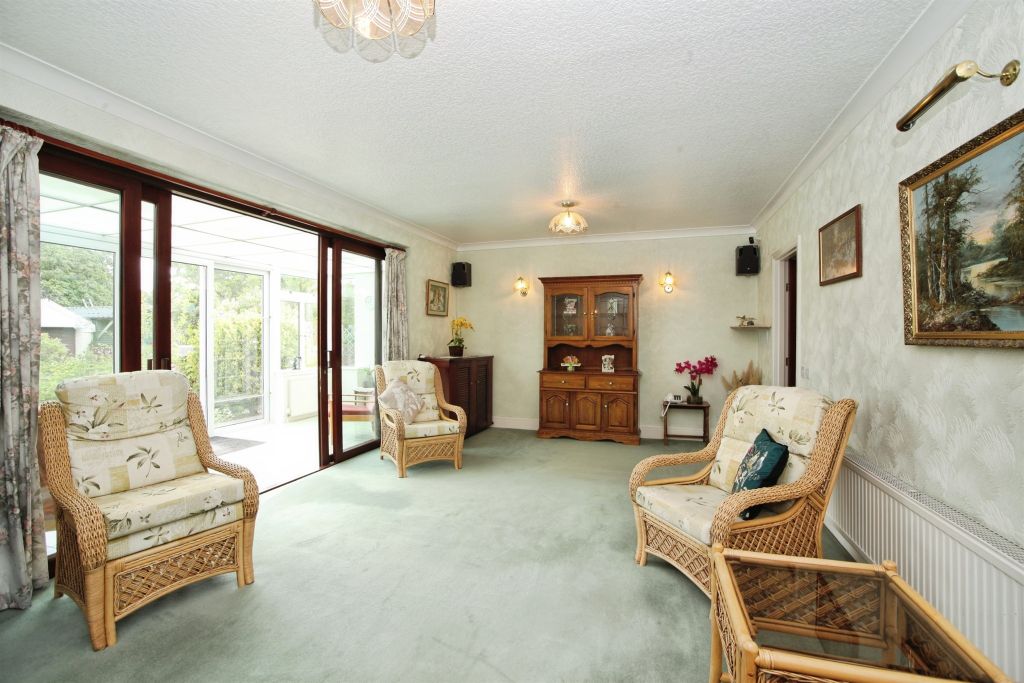 Property photo 3 of 23