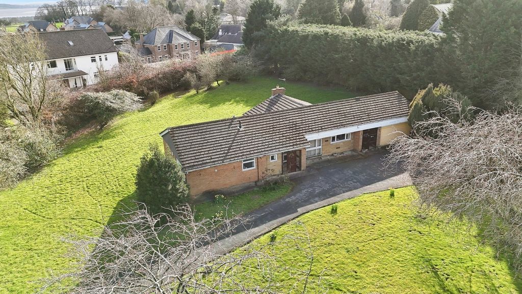 Property photo 2 of 12 4983167