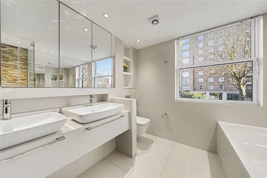 Property photo 3 of 13 Picture No. 54