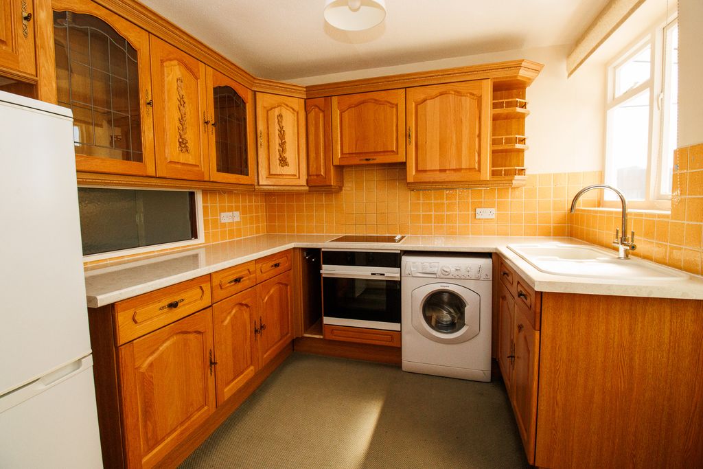 Property photo 3 of 16