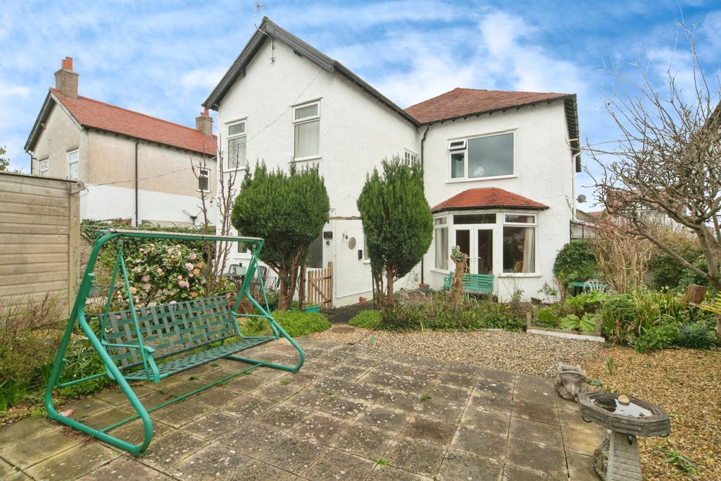 Property photo 1 of 15 Photography
