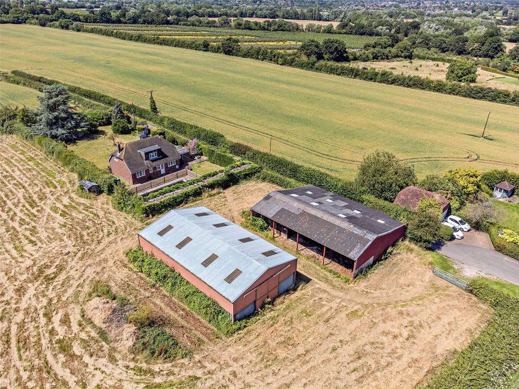 Property photo 3 of 12 Postern View