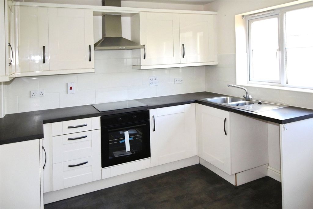 Property photo 3 of 8 Picture No. 08