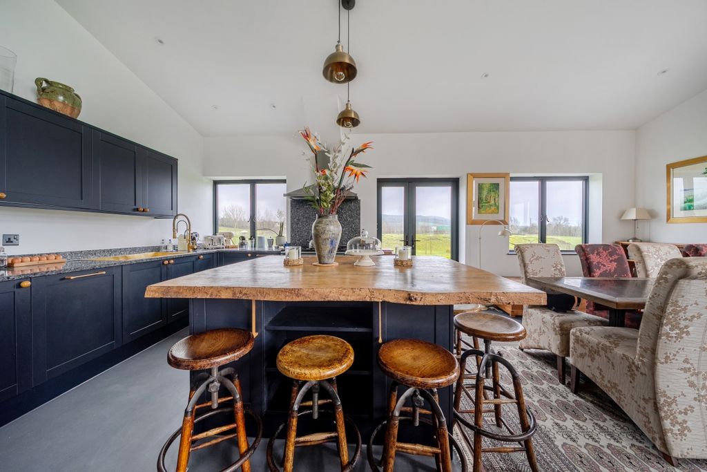 Additional image 15 of 3 bed flat to rentBristol Road, Cam, Dursley GL11