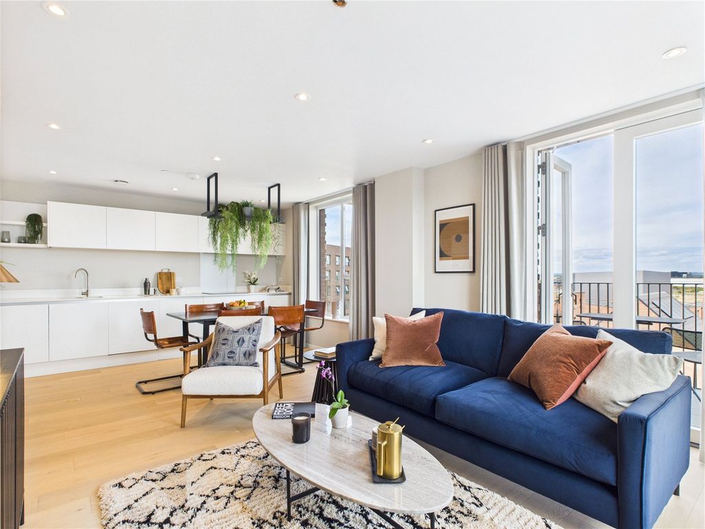 Property photo 3 of 19 Picture No. 05