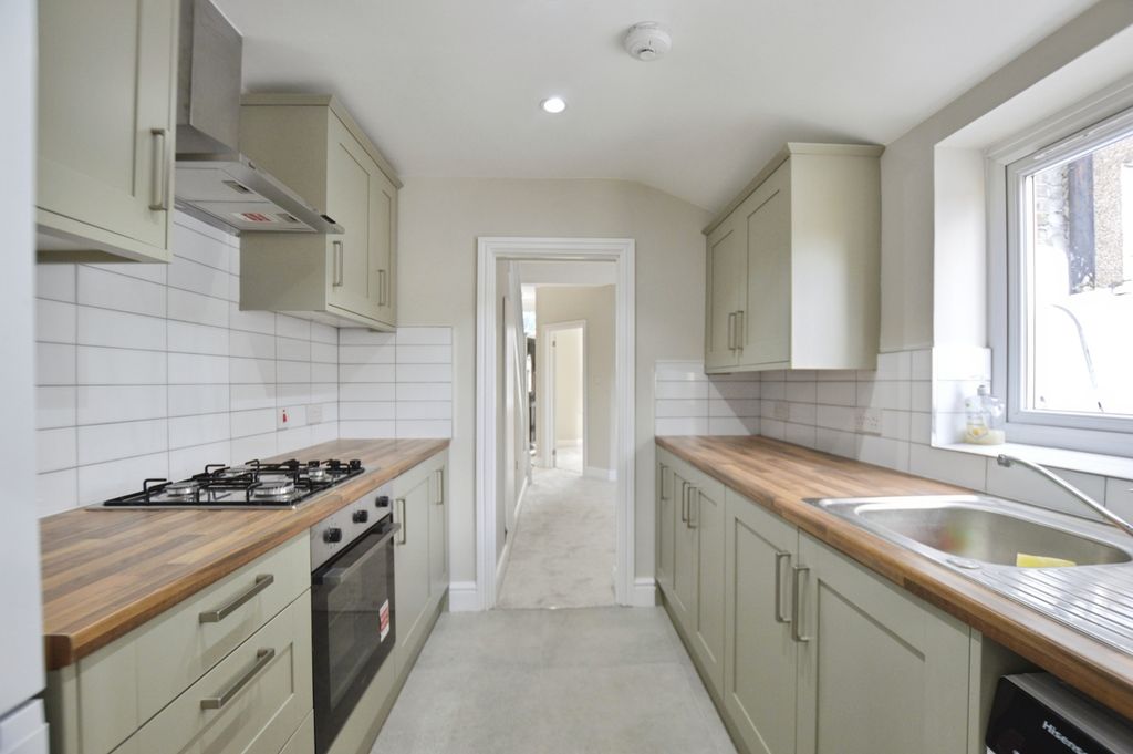Property photo 2 of 10 Pbox-Img.Jpg