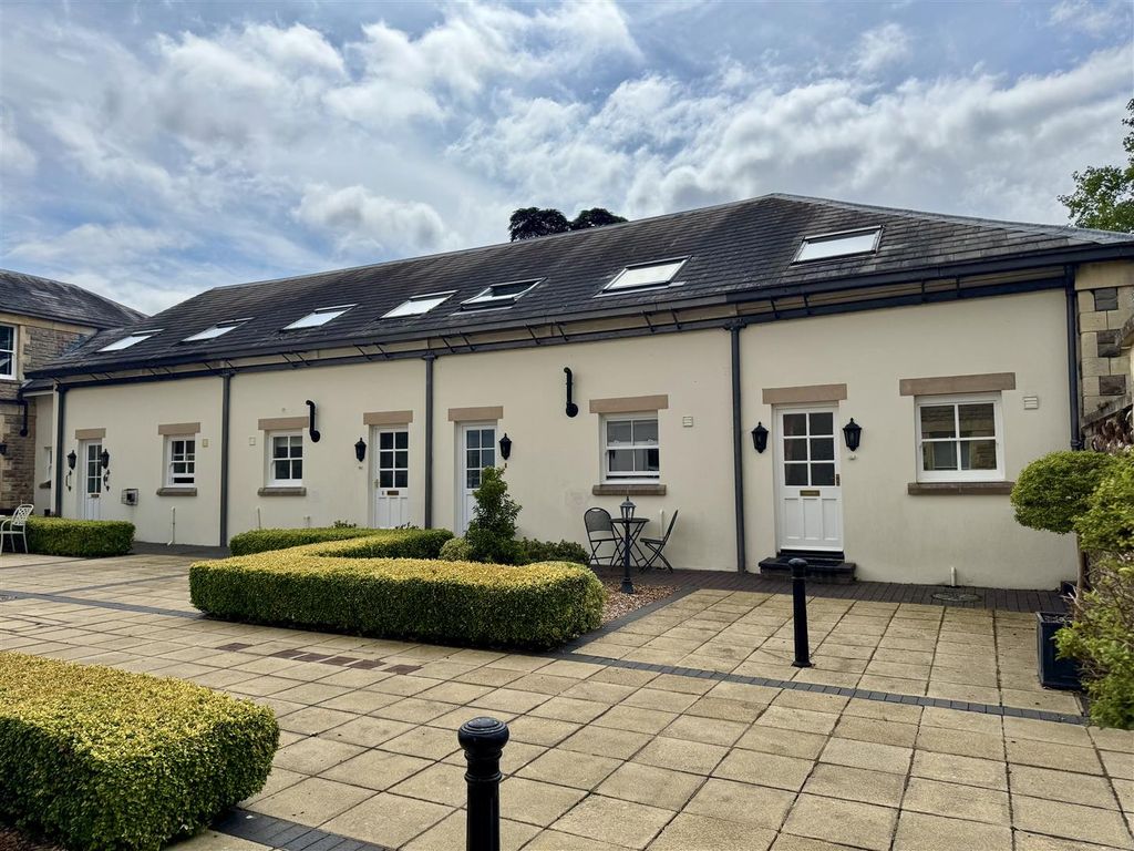 Property photo 1 of 30