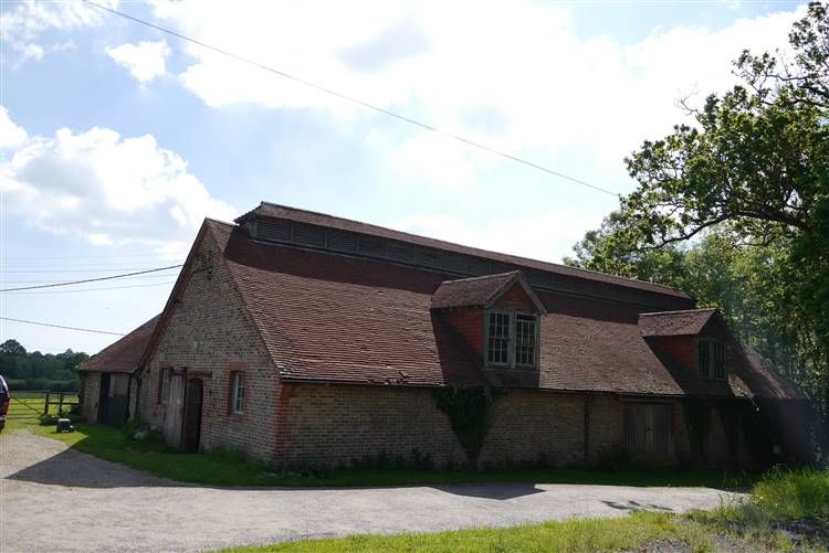 Property photo 1 of 6