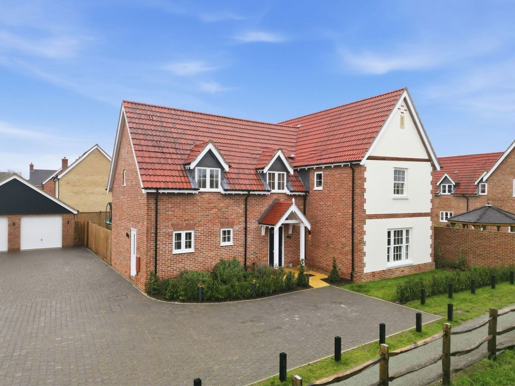 Property photo 1 of 35