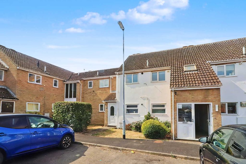 Property photo 1 of 6