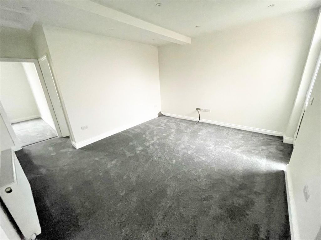 Property photo 2 of 8 Living Room.Jpg