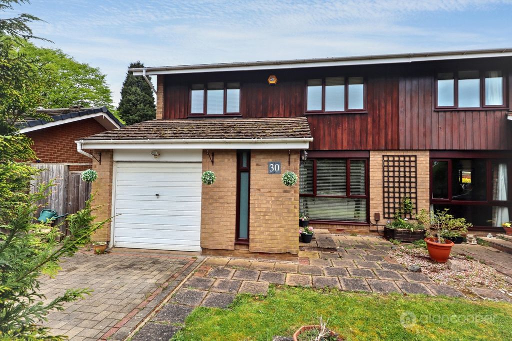 Property photo 1 of 30 4880351