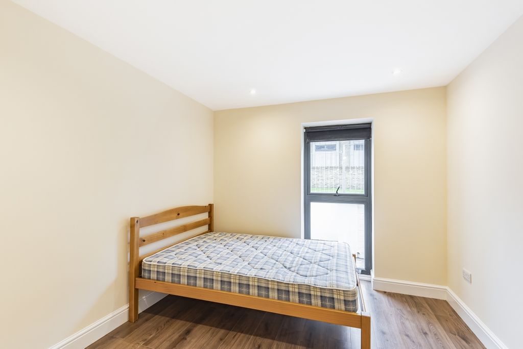 Property photo 3 of 7 2