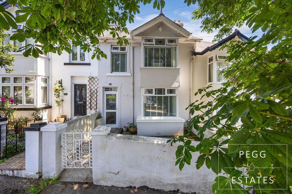 Property photo 1 of 15