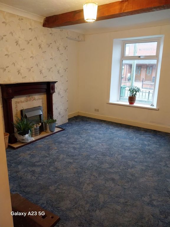 Property photo 3 of 23