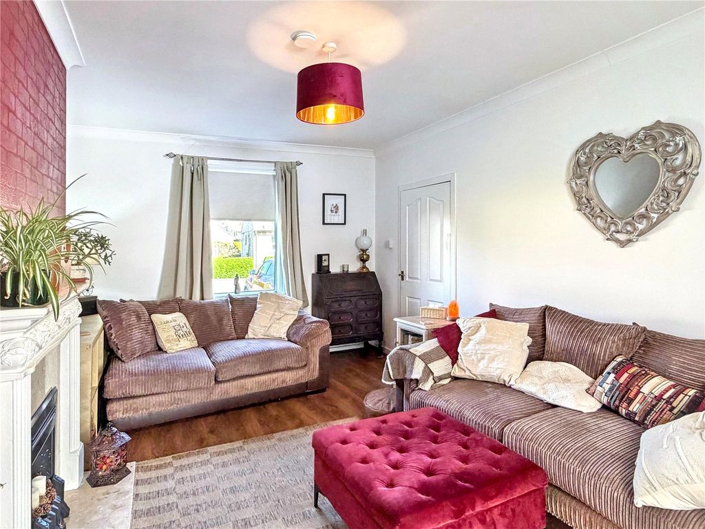 Property photo 3 of 17 Picture No. 11