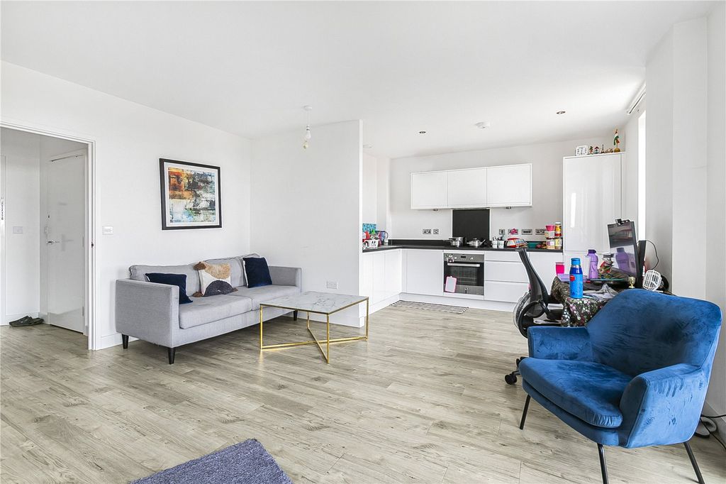 Property photo 3 of 10 Picture No. 33