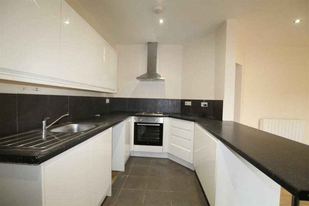 Property photo 3 of 7 Picture No. 05