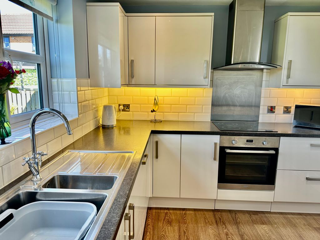 Property photo 2 of 38 Img_4438
