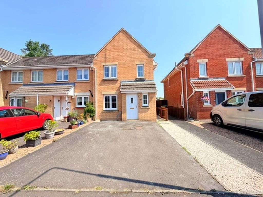 Property photo 2 of 25