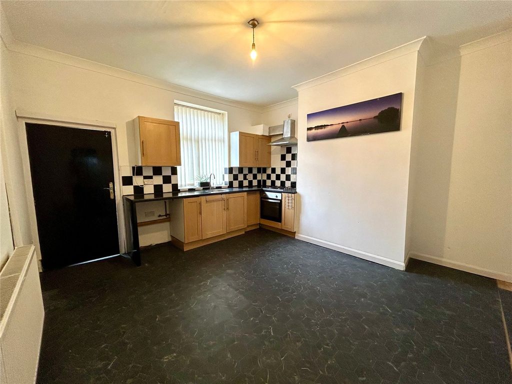 Property photo 3 of 11 Kitchen/Diner